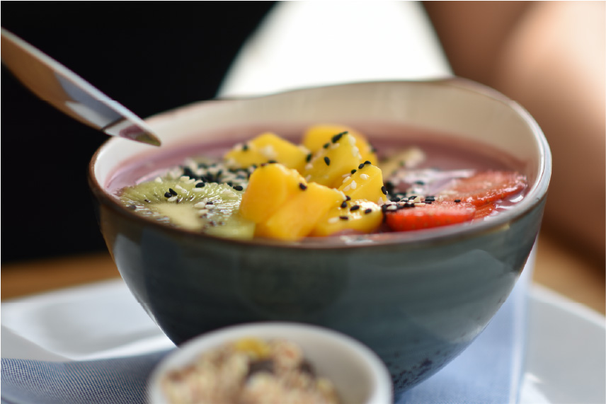 horizon-ibiza-desayuno-healthy-acai-bowl-sunshine-closeup-futas Horizon Ibiza