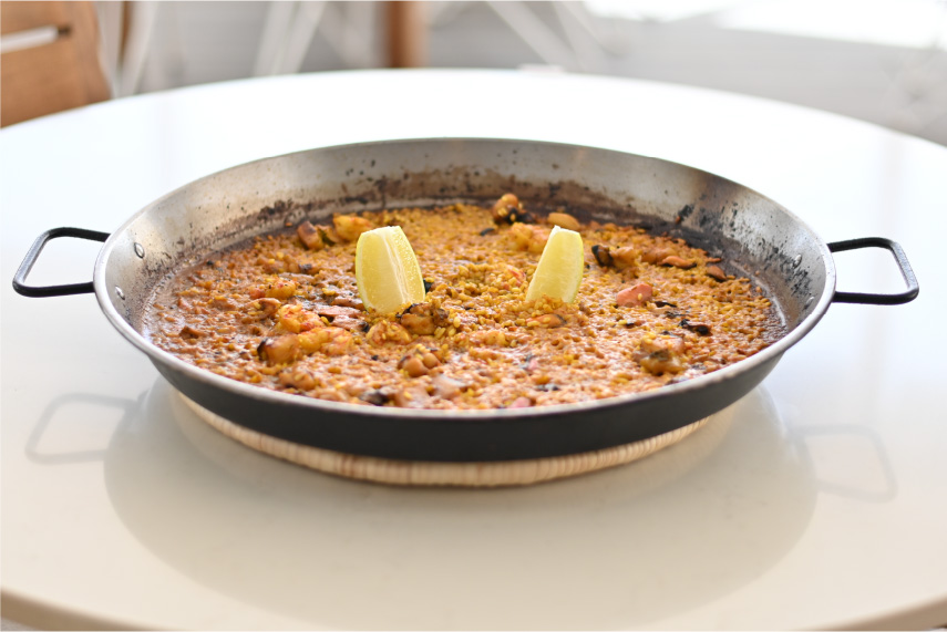 horizon-ibiza-paellas-ciega-closeup-mesa Horizon Ibiza